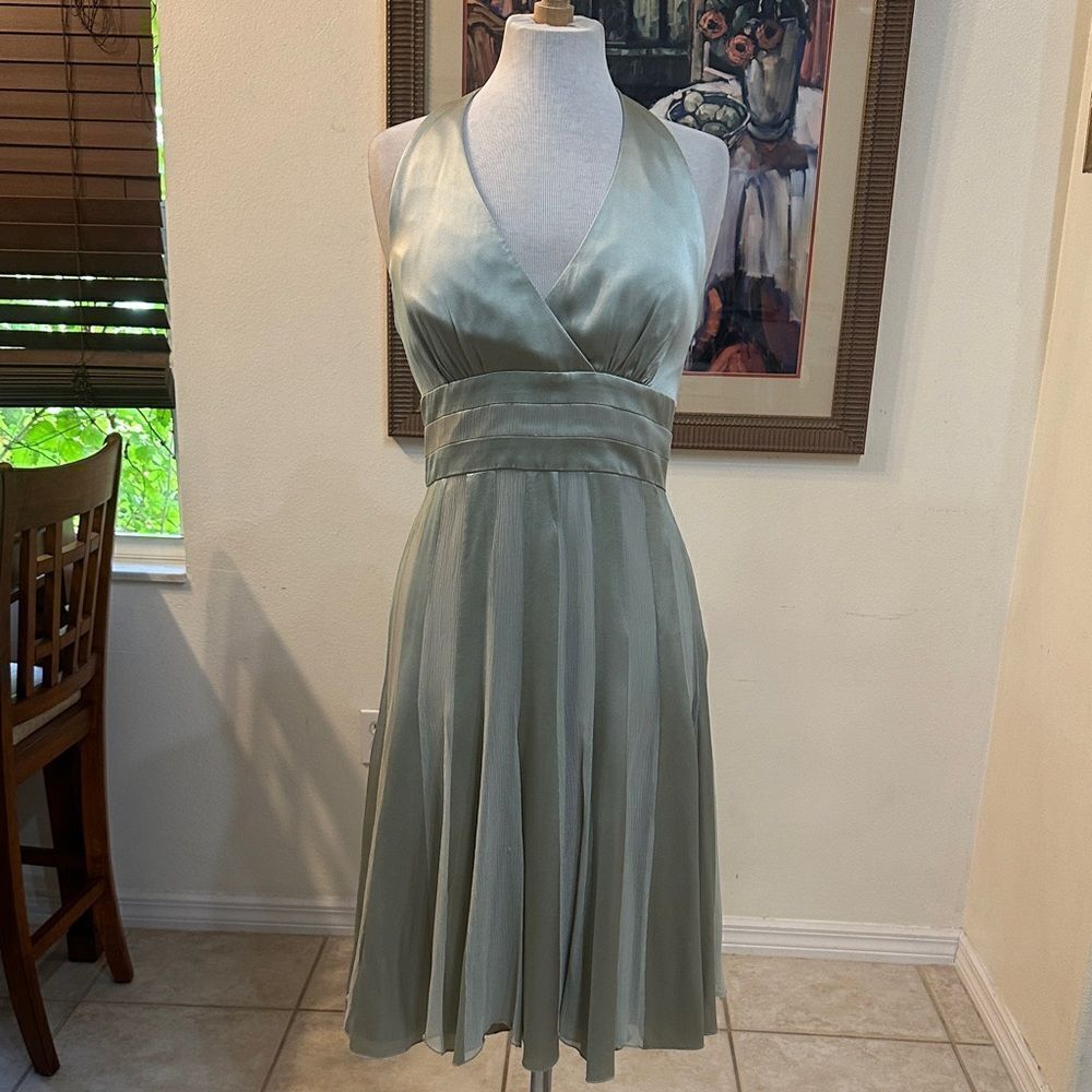 Calvin Klein Dress 100% Silk Elegant Champagne/ Green Halter SZ6